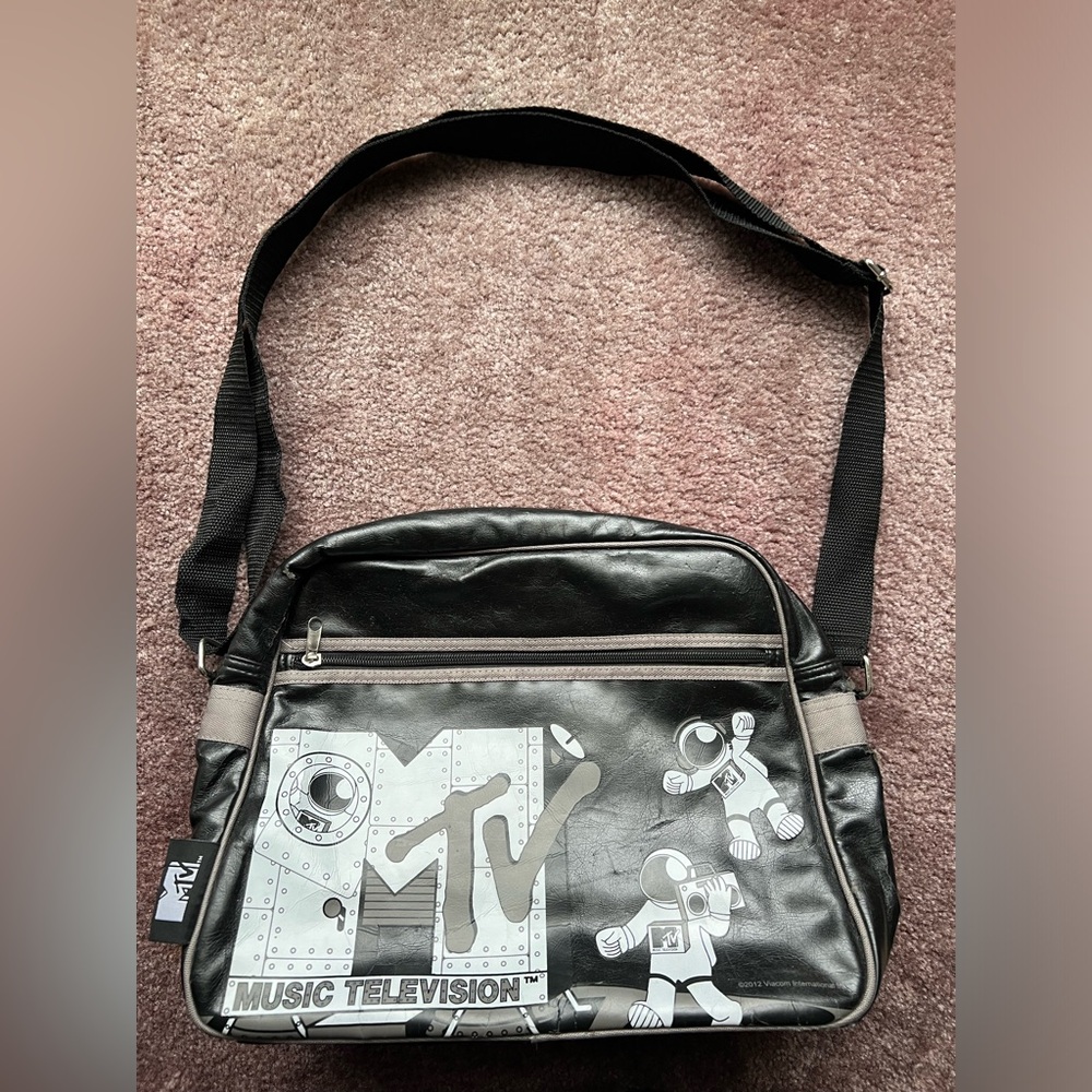 Original MTV crossbody